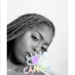 Meet your Posher, Vanessa